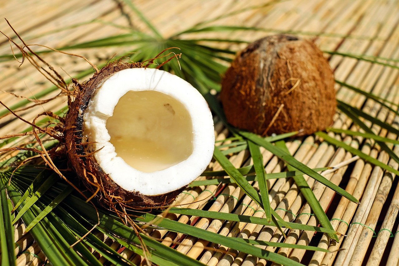 How to Use and Eat Coconut Oil and its Benefits on Health